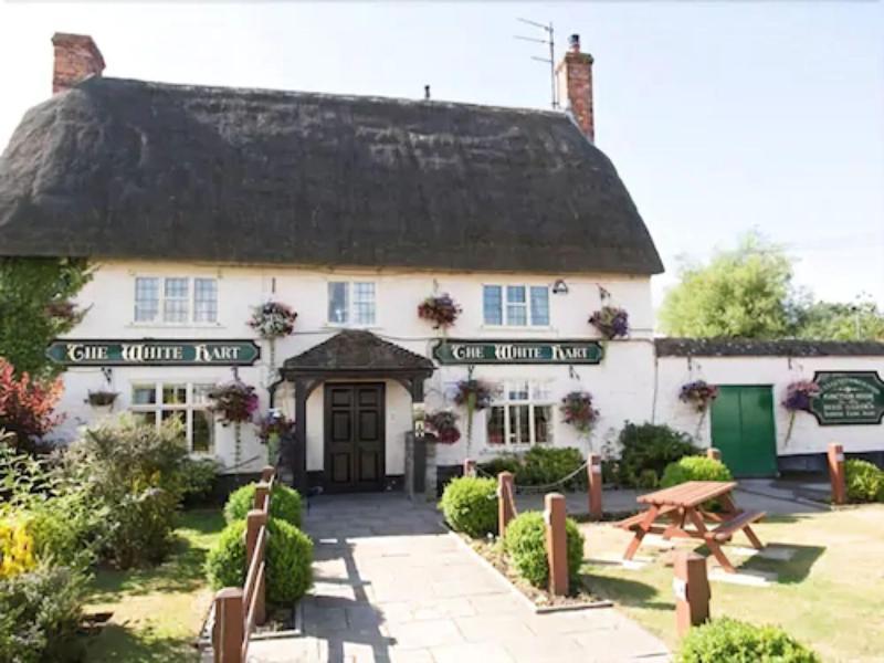 Bed and Breakfast The White Hart, Wroughton Swindon Zewnętrze zdjęcie